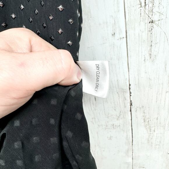 AKA New York Blouse Women Size Large Black Patterned Short Sleeve Boat Neck - Picture 4 of 7